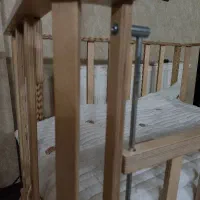 تخت نوزاد کنار مادر|تخت و صندلی بچه|قم, نوقطار|دیوار