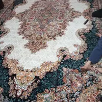 یه عدد فرش ۲۴ متری با طرح زیبا سنتی
