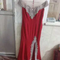 لباس مجلسی قرمزه وسرمه ای دونه ۵۰۰ بقیه ۳۰۰تومن|لباس|سبزوار, قلعه‌نو دهزار|دیوار