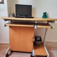 میز تحریر ومیز کامپیوتر