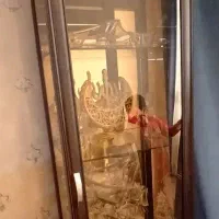 ویترین کاملا سالم و نو|بوفه، ویترین، کنسول|ری, شهادت|دیوار