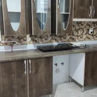 کابینت ام دی اف های گلاس در حد نو همراه هود-سینک