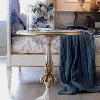 فروش میز و ساعت دیواری و قاب آینه آنتیک