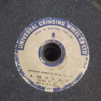 سنگ رومیزی سنباده چاقو تیز کنی سایز ۲۵ سانت|ابزارآلات|قم, بیست متری ولیعصر|دیوار