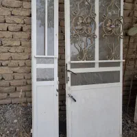 در آهنی و در توری