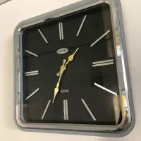 ساعت دیواری