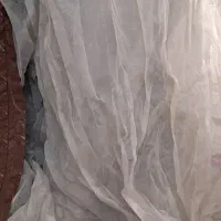 پرده کرم رنگ حریرشاین دار یک جفت دکوری سه تاصورتی|پرده، رانر، رومیزی|تهران, نیروی دریایی|دیوار