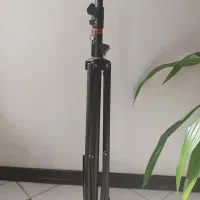 سه پایه در حد نو مدل SPL|گیتار، بیس، امپلیفایر|فولادشهر, C1|دیوار