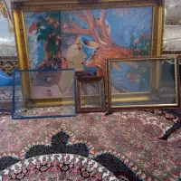 چند تا چهار چوب و تابلو
