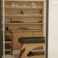 سالن ماساژ و اموزش ویژه اقایان