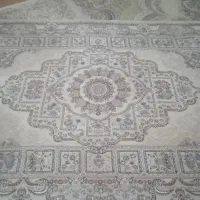 یک عددروفرشی 9متری تمیزفقط یکجاکوچیک زدگی داره