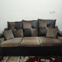 مبلمان و جلو مبلی