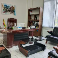 اجاره ساعتی اتاق جلسات VIP واقع در میدان انقلاب