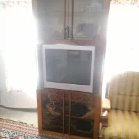 تلویزیون و میزتلویزیون