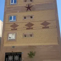 تک واحدی ۷۷ متر غرق نور