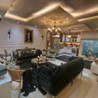 ویلایی.کلنگی 255 متر/چهار طبقه/ تاپ دانشجو