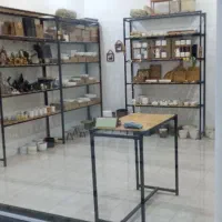 قفسه ی چوبی و فلزی|کتابخانه، شلف، قفسه‌های دیواری|قروه, |دیوار