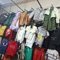 تعداد زیادی لباس بچگانه با وسایل بفروش میرسه|لباس|نظرآباد, رسالت|دیوار