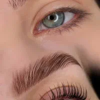 اکستنشن مژه و لیفت مژه و ابرو