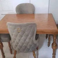میز نهارخوری چهار نفره