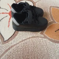 کفش کتونی بچگانه در حد نو سایز 27|کفش و لباس بچه|پاکدشت, شهرک امام رضا|دیوار