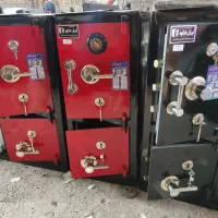 فروش انواع گاوصندوق جواهری و صرافی.نمایشگاهی و...