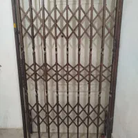 درب اکاردیونی سالم|مصالح و تجهیزات ساختمان|گلبهار, شهر جدید گلبهار|دیوار