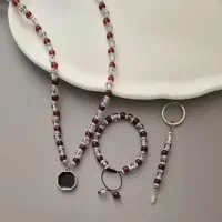 تسبیح مو و خون|بدلیجات|ملایر, |دیوار