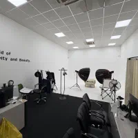 استخدام اپراتور در استودیو وایت روم