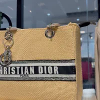 کیف|کیف، کفش، کمربند|شیراز, عفیف‌آباد|دیوار