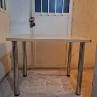 میز پایه فلزی