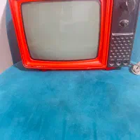 تلویزیون قدیمی|کلکسیون اشیاء عتیقه|تهران, زرکش|دیوار