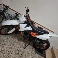 فلات 250|موتورسیکلت|صومعه‌سرا, |دیوار