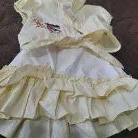 تعدادی لباس بچه