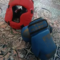 کلاه و دستکش کیک بوکسینگ