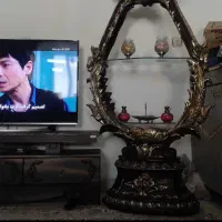 ساعت ایستاده ویترین دار