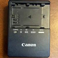 باتری و شارژر دوربین کنون اورجینال LC-E6 Canon|دوربین عکاسی و فیلم‌برداری|تهران, شیوا|دیوار