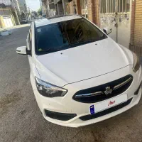 شاهین ۴۰۲