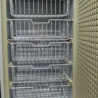 فریزر بوژان بسیار تمیز