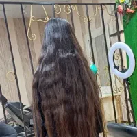 مرکز مو طبیعی و رنگی بلند بانوان گرامی