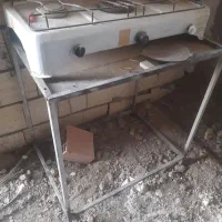 چهار پایه فلزی