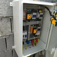 برقکارمونتاژ و تعمیر انواع تابلو جعبه فیوز برقکار