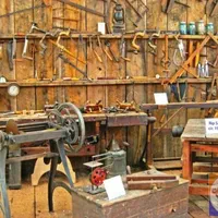 تعمیرات وسایل چوبی در محل (با سابقه کاری 30 ساله)