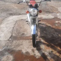 موتور  سیکلت پارکینگی