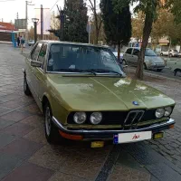 بی ام w کلاسیک . مخصوص ماشین بازا