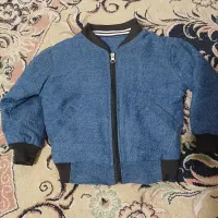 کاپشن لی بچگانه