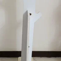 رخت آویزدرختی سفیدرنگ وگلدان زردرنگ|بندرخت و رخت‌آویز|پیشوا, |دیوار