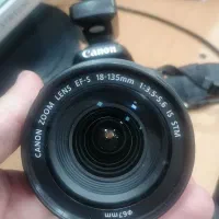 دوربین کنون  d700 همراه لنز. 135.18