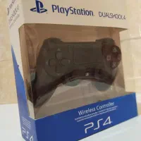 یک دسته PS4 باز نشده پلمپ