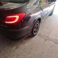 پژو۲۰۶صندوقدارV8